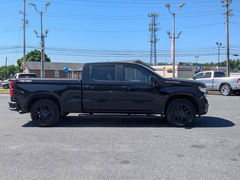 Used 2022 Chevrolet Silverado 1500 RST AWD/4WD image 10