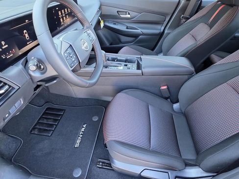 New 2026 Nissan Sentra SR image 7