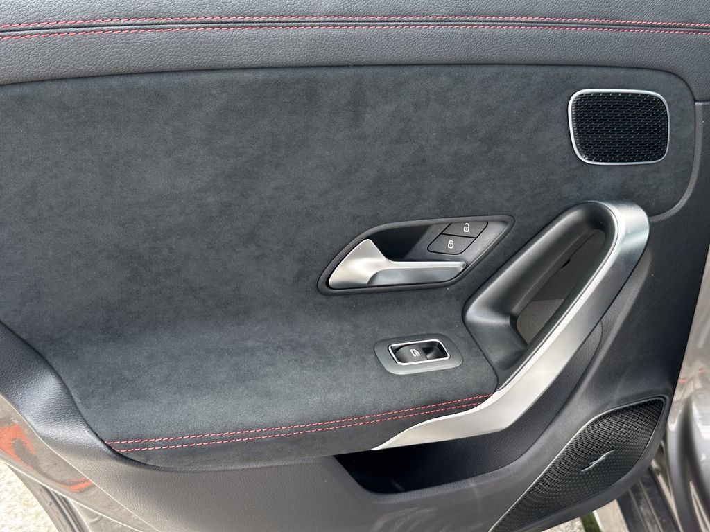 New 2025 Mercedes-Benz CLA 35 AMG 4MATIC image 24