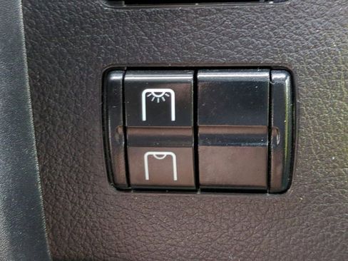 Used 2016 Mercedes-Benz Sprinter 2500 image 22