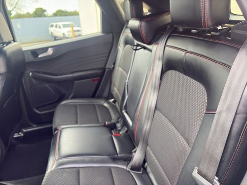 Used 2024 Ford Escape ST-Line image 17