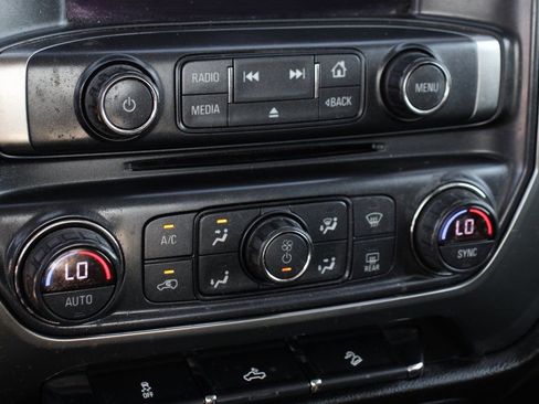 Used 2018 Chevrolet Silverado 1500 LT w/ All Star Edition image 26