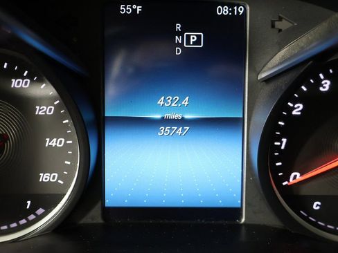 Used 2019 Mercedes-Benz C 300 Sedan w/ Premium Package image 39