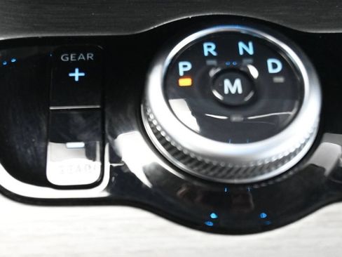 Used 2025 Ford Expedition Max Platinum AWD/4WD image 22