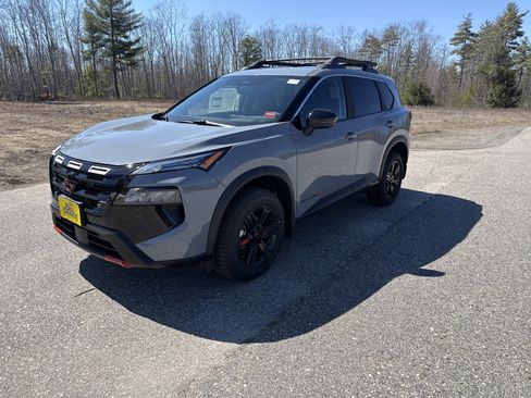 New 2026 Nissan Rogue SV AWD/4WD image 1