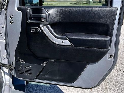 Used 2015 Jeep Wrangler Unlimited Sahara w/ Max Tow Package image 26