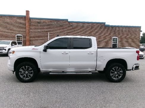 Used 2024 Chevrolet Silverado 1500 RST AWD/4WD image 6