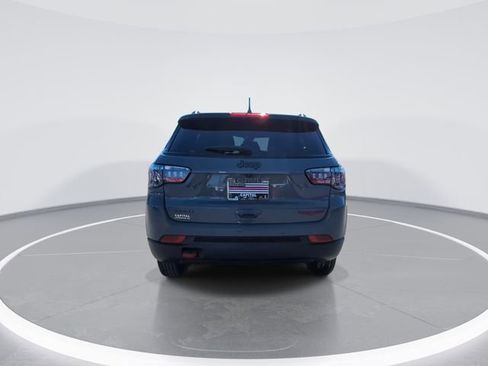 Used 2024 Jeep Compass Trailhawk image 7