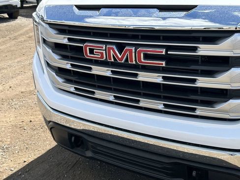 New 2026 GMC Sierra 1500 SLE AWD/4WD image 30