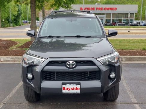 Used 2019 Toyota 4Runner SR5 AWD/4WD image 3