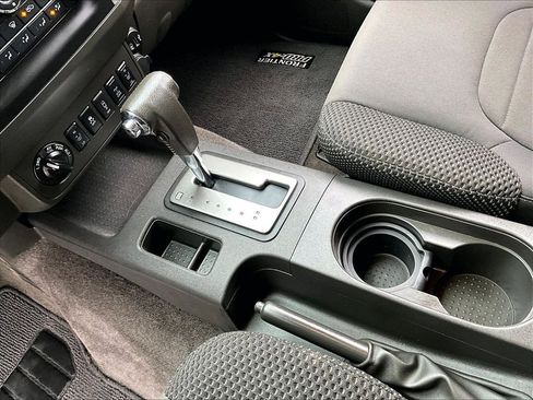 Used 2018 Nissan Frontier PRO-4X image 20