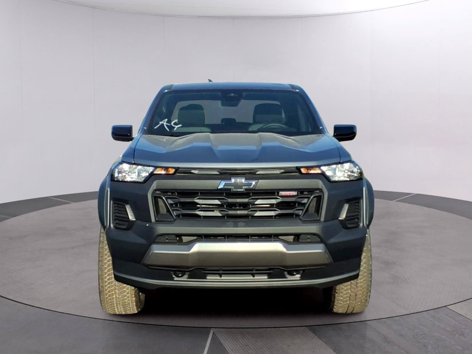 New 2026 Chevrolet Colorado Trail Boss AWD/4WD image 8