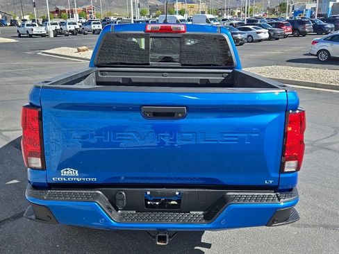 Used 2023 Chevrolet Colorado LT w/ LT Convenience Package AWD/4WD image 5