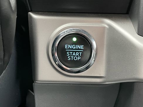 Used 2022 Ford F150 XLT w/ Equipment Group 302A High image 21