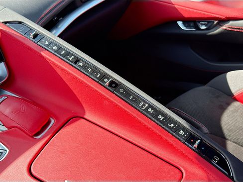Used 2024 Chevrolet Corvette Stingray Preferred Cpe w/ Z51 Performance Package RWD image 32