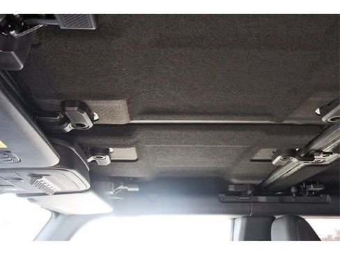 Certified 2023 Ford Bronco Wildtrak image 27