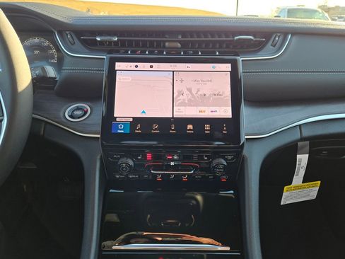 New 2025 Jeep Grand Cherokee Limited image 20