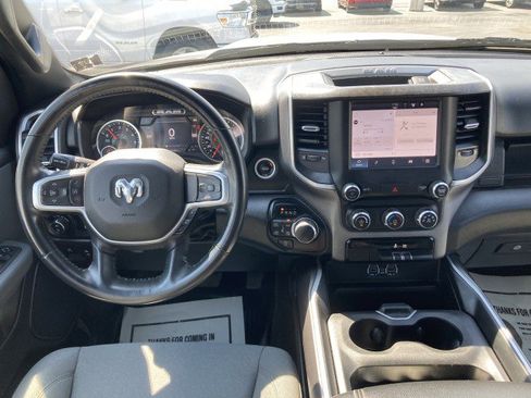 Used 2022 RAM 1500 Big Horn AWD/4WD image 9