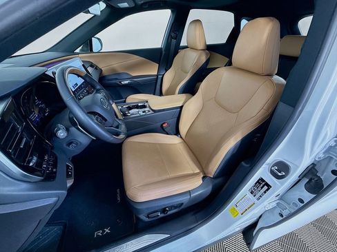 Used 2025 Lexus RX 350 Premium Plus w/ Accessory Package (Z1) FWD image 22