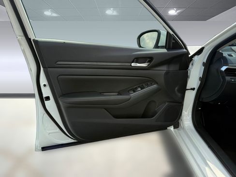 New 2025 Nissan Altima 2.5 SV w/ SV Premium Package image 24