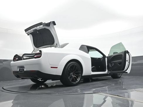 Used 2021 Dodge Challenger R/T Scat Pack RWD image 22