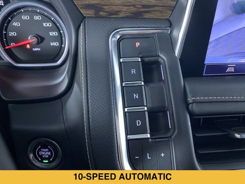 Certified 2021 Chevrolet Tahoe Premier AWD/4WD image 7