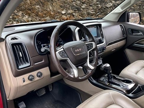 Used 2018 GMC Canyon SLT w/ Driver Alert Package image 12