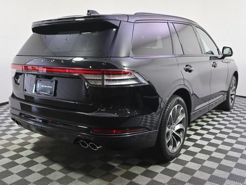 New 2026 Lincoln Aviator AWD image 6
