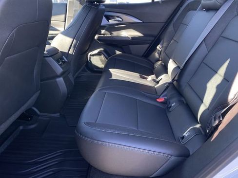 New 2026 Chevrolet Equinox EV LT FWD image 35