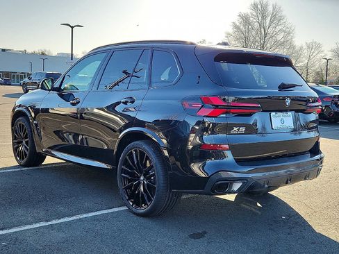 Certified 2024 BMW X5 xDrive40i w/ M Sport Package image 4