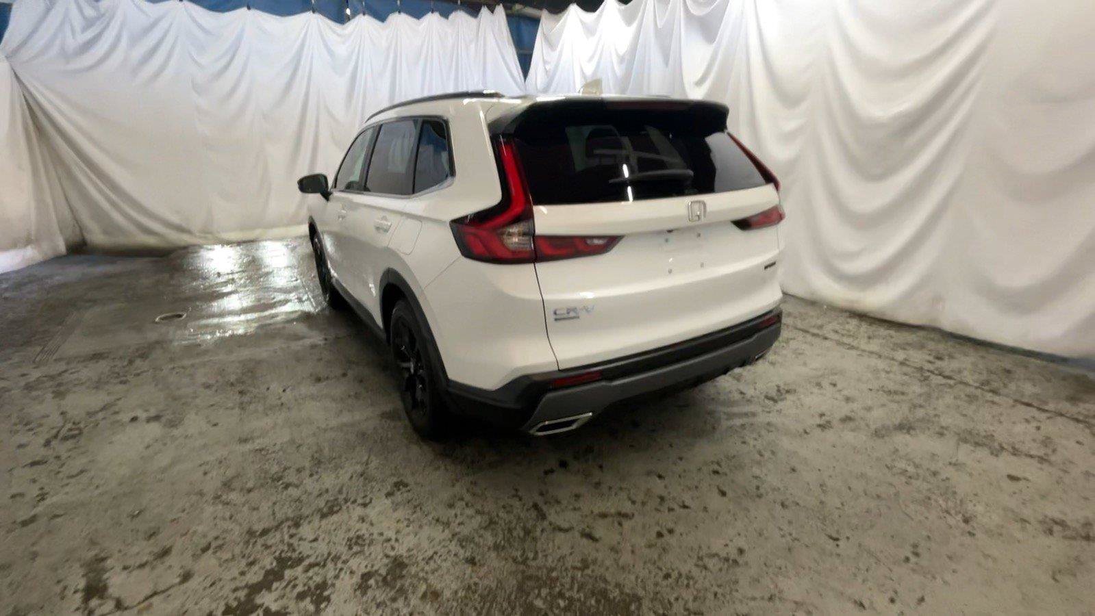 Used 2023 Honda CR-V Sport image 8
