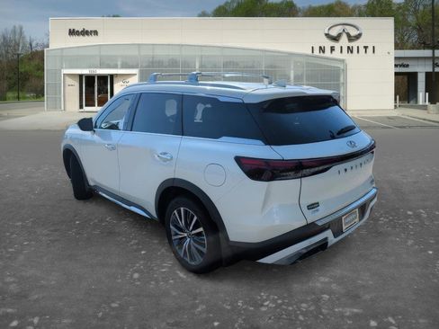 Used 2023 INFINITI QX60 Sensory w/ Cargo Package AWD/4WD image 5