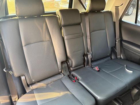 Used 2021 Toyota 4Runner Limited AWD/4WD image 18