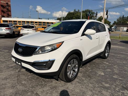Used 2015 Kia Sportage LX AWD/4WD image 4