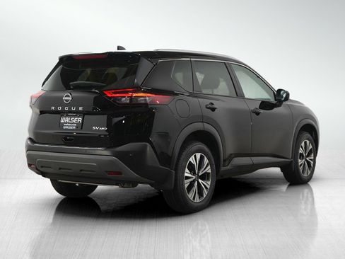 Used 2023 Nissan Rogue SV w/ SV Premium B Package AWD/4WD image 5