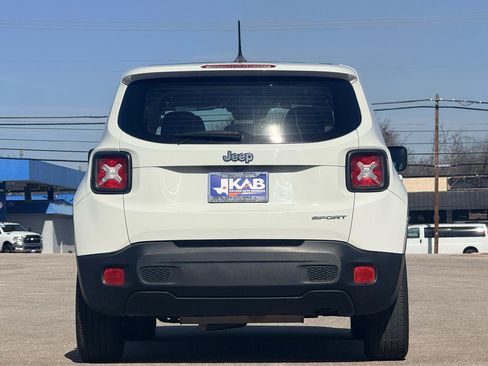 Used 2016 Jeep Renegade Sport w/ Power & Air Group FWD image 4