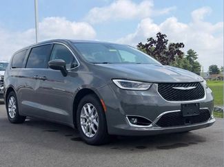 Used 2023 Chrysler Pacifica Touring-L FWD 360° Tour