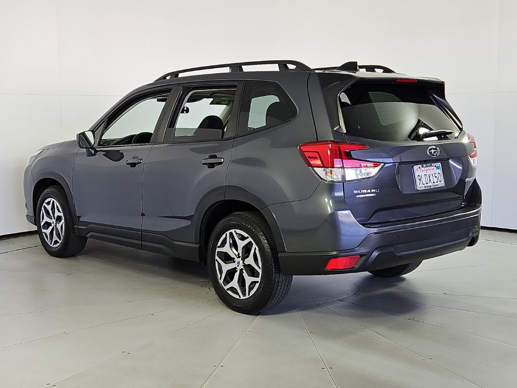Certified 2024 Subaru Forester Premium AWD/4WD image 9