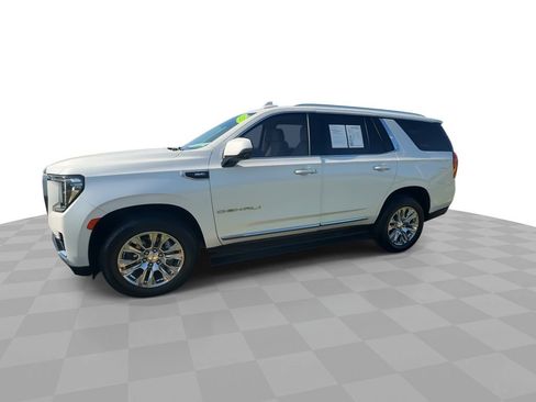 Used 2023 GMC Yukon Denali AWD/4WD image 8