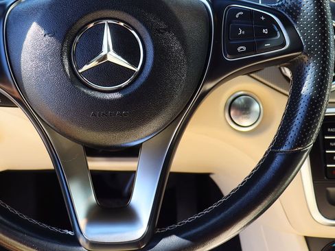 Used 2020 Mercedes-Benz GLA 250 image 50