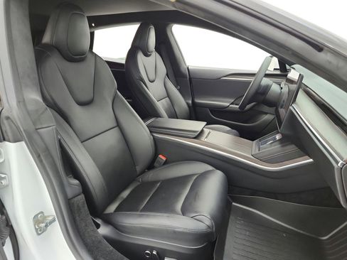 Used 2022 Tesla Model S AWD/4WD image 19