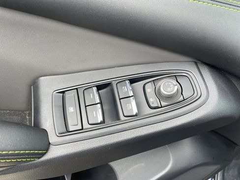 Used 2024 Subaru Ascent Onyx Edition image 9