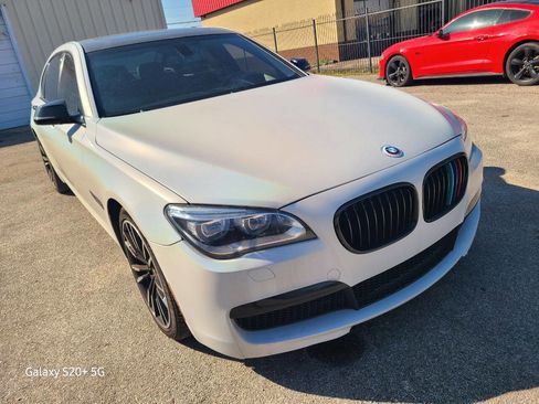 Used 2014 BMW 750Li xDrive image 1