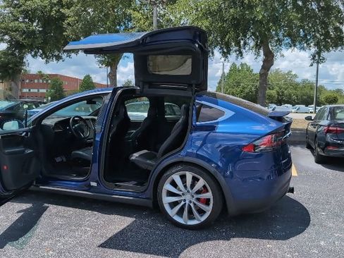 Used 2016 Tesla Model X Performance AWD/4WD image 23