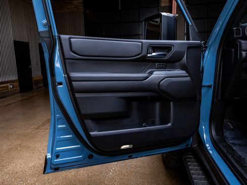 Used 2025 Toyota Land Cruiser image 36