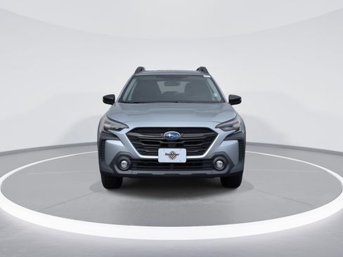 Used 2024 Subaru Outback Onyx Edition AWD/4WD image 2