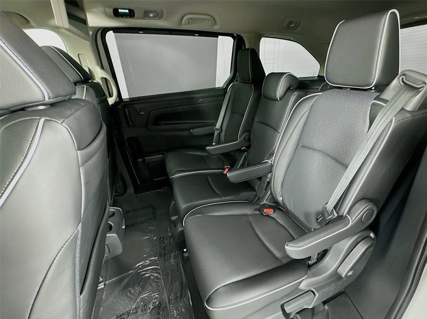 Certified 2026 Honda Odyssey Elite image 37
