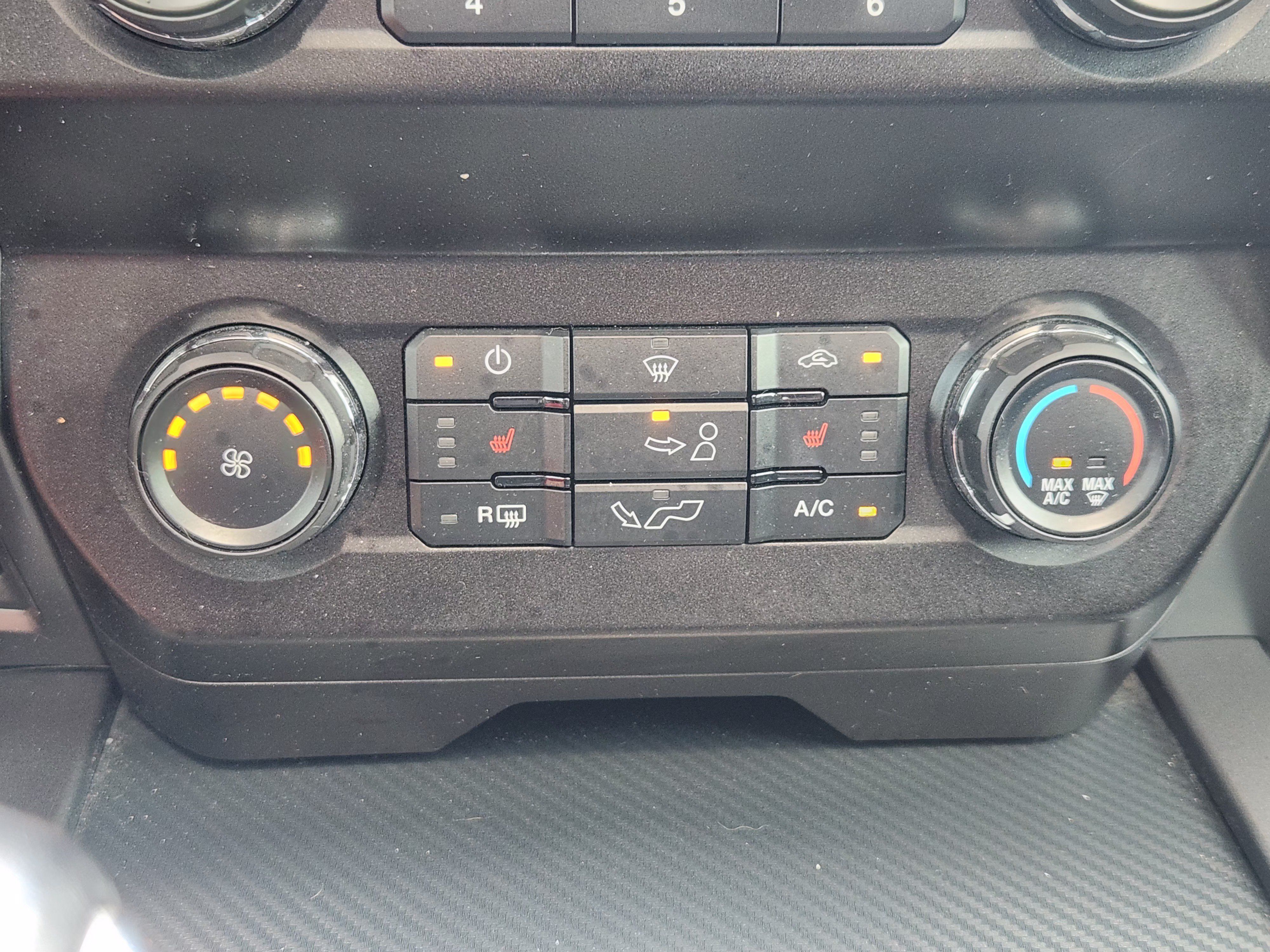 Used 2019 Ford F150 XLT w/ Equipment Group 302A Luxury AWD/4WD image 19