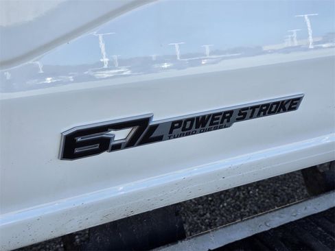 Used 2025 Ford F250 XLT image 41