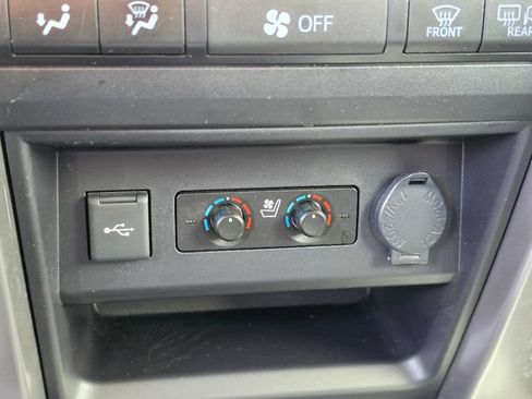 Used 2022 Toyota 4Runner Limited AWD/4WD image 25